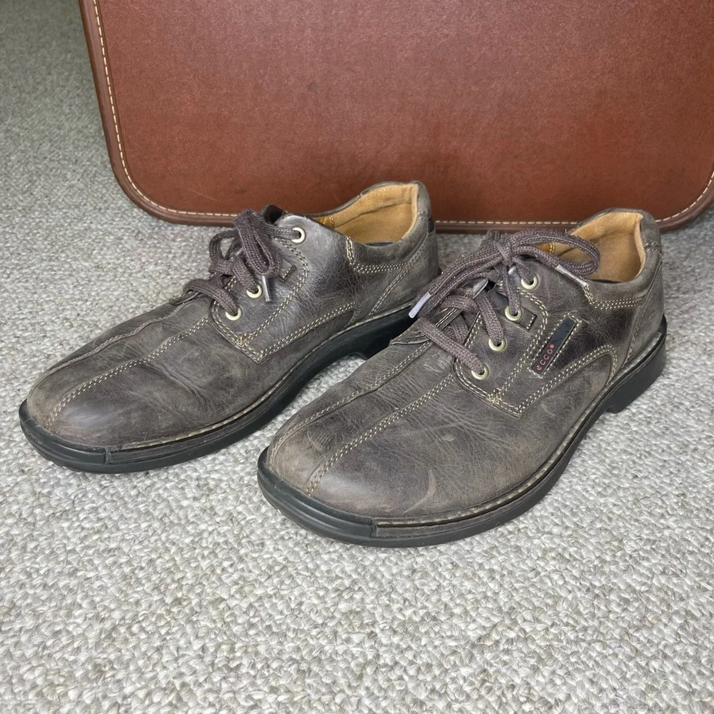 Ecco leather shoes